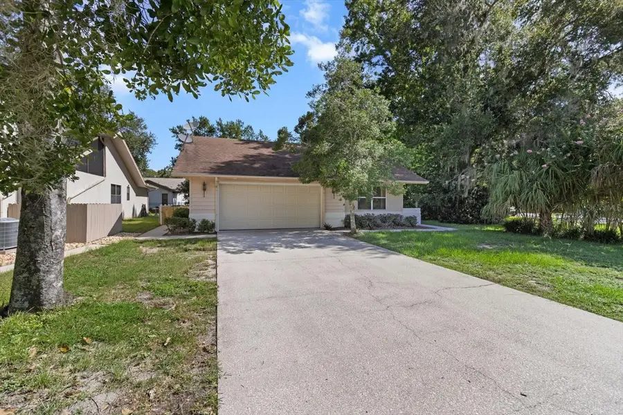 2 Woodmill Court, Homosassa, FL 34446 - Image #2