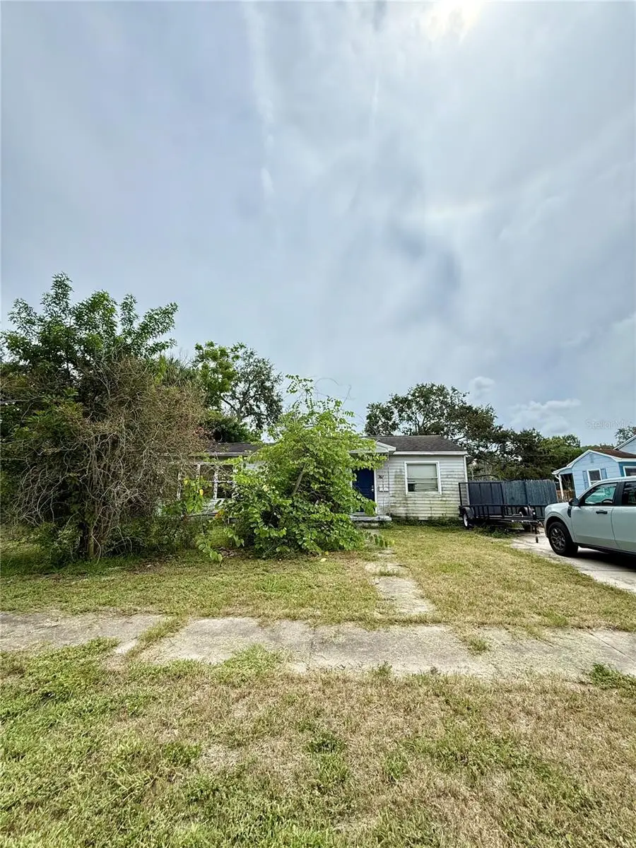 762 60th Avenue Ne, Saint Petersburg, FL 33703 - Image #2