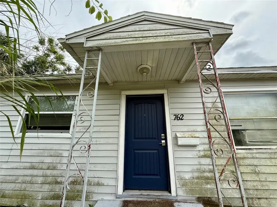 762 60th Avenue Ne, Saint Petersburg, FL 33703 - Image #2