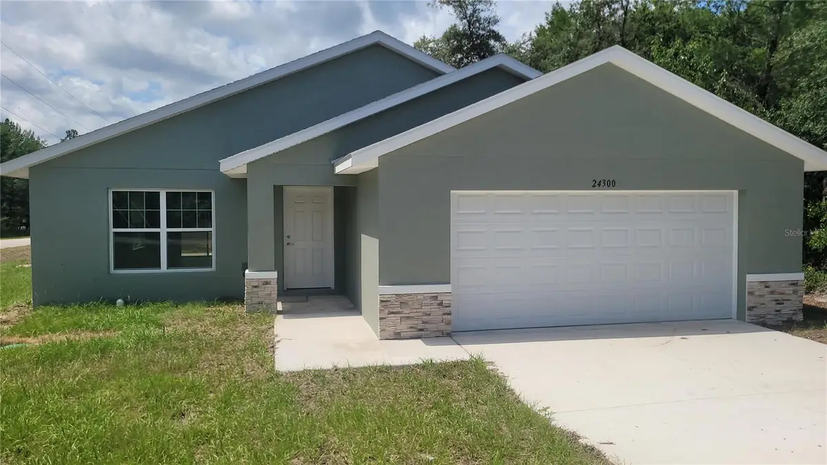 24300 SW Sea Cliff Avenue, Dunnellon, FL 34431 - Image #1