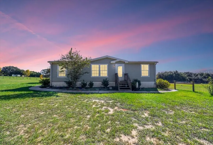 17355 SE 260th Avenue Road, Umatilla, FL 32784 - Image #2