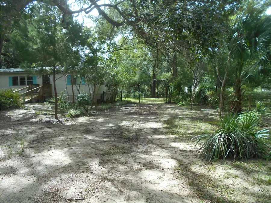 20425 NE 143rd Street, Lake Kerr, FL 32134 - Image #3
