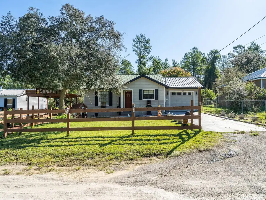 13425 NE 217th Court, Lake Kerr, FL 32134 - Image #2