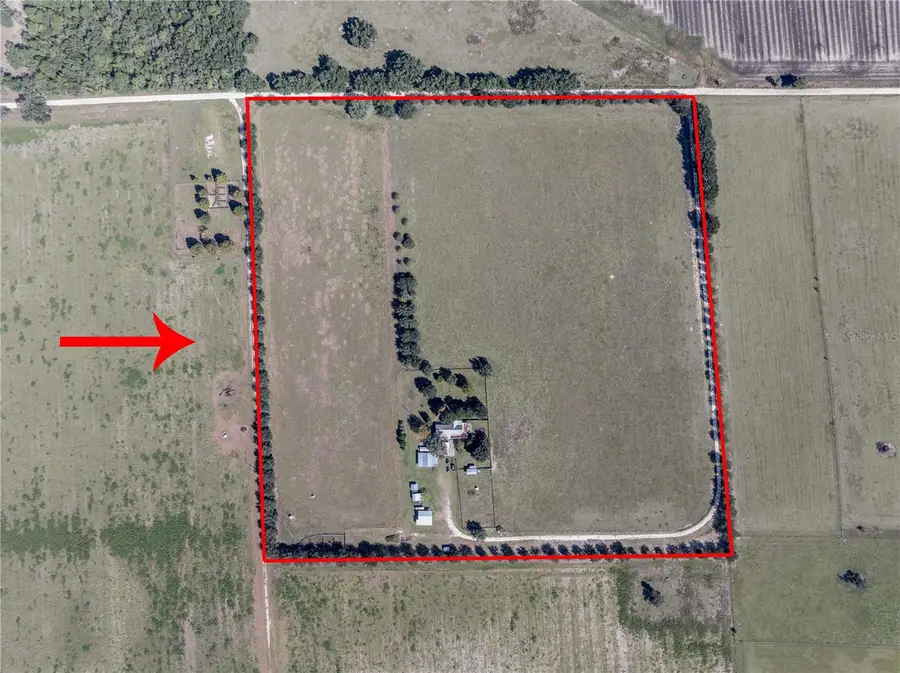 14050 SE 50th Street, Morriston, FL 32668 - Image #2