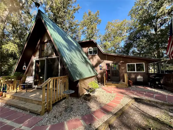 9240 Carolina Way, FANNING SPRINGS, FL 32693