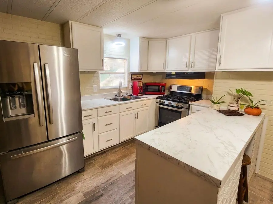 16461 NE 141st Avenue, Fort McCoy Anthony, FL 32134 - Image #3