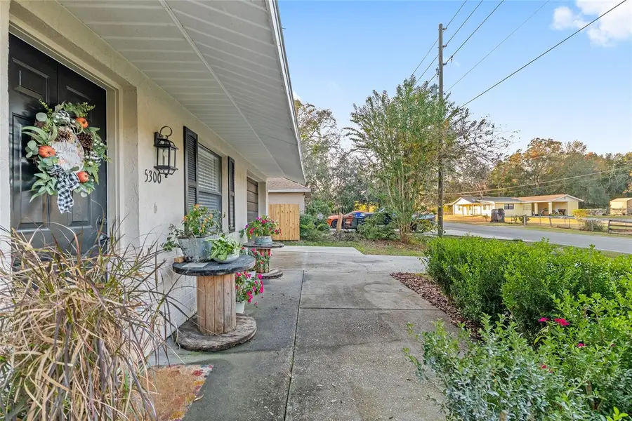 5300 SE 102nd Place, Belleview, FL 34420 - Image #2