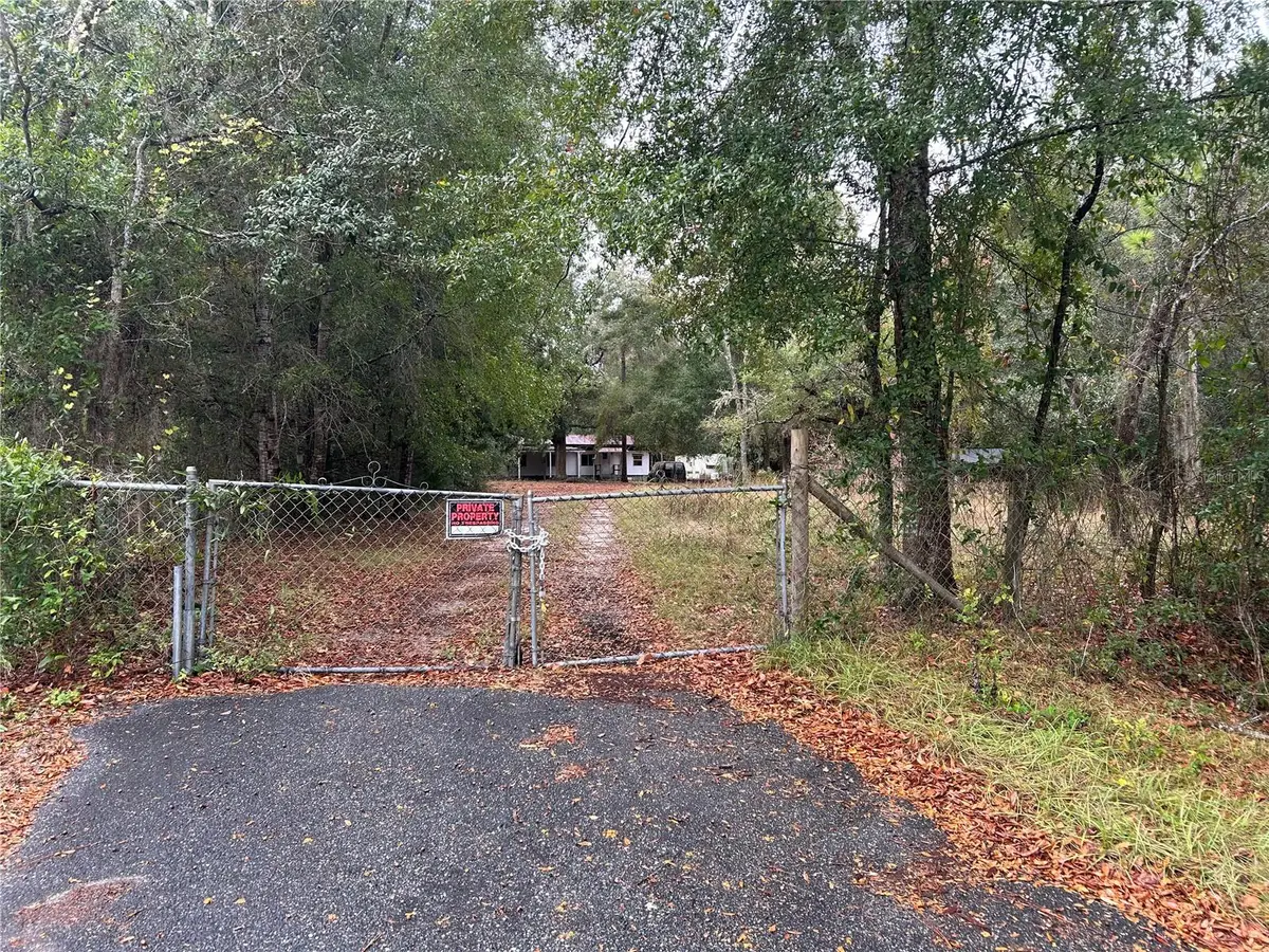 11550 SE 32nd Place, Morriston, FL 32668 - Image #1