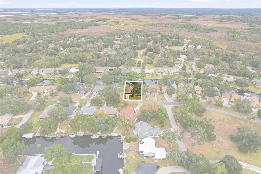 11721 W Riverhaven Drive, Homosassa, FL 34448 - Image #2