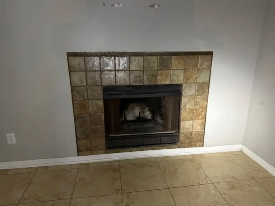 35249 Queens Way, Fruitland Park, FL 34731 - #3