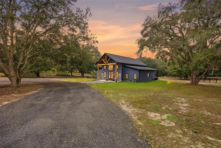 12052 SE 101st Court Road, Belleview, FL 34420 - Image #2