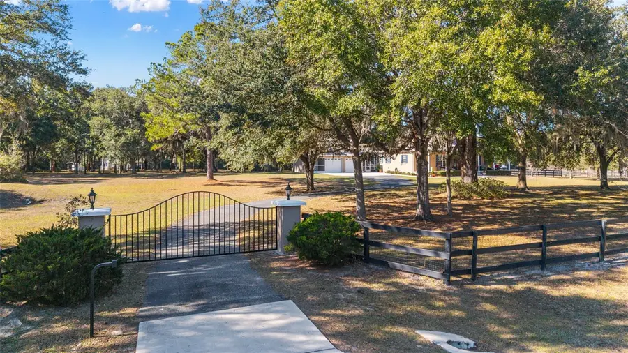 7500 & 7520 NW 162nd Court, Morriston, FL 32668 - Image #2