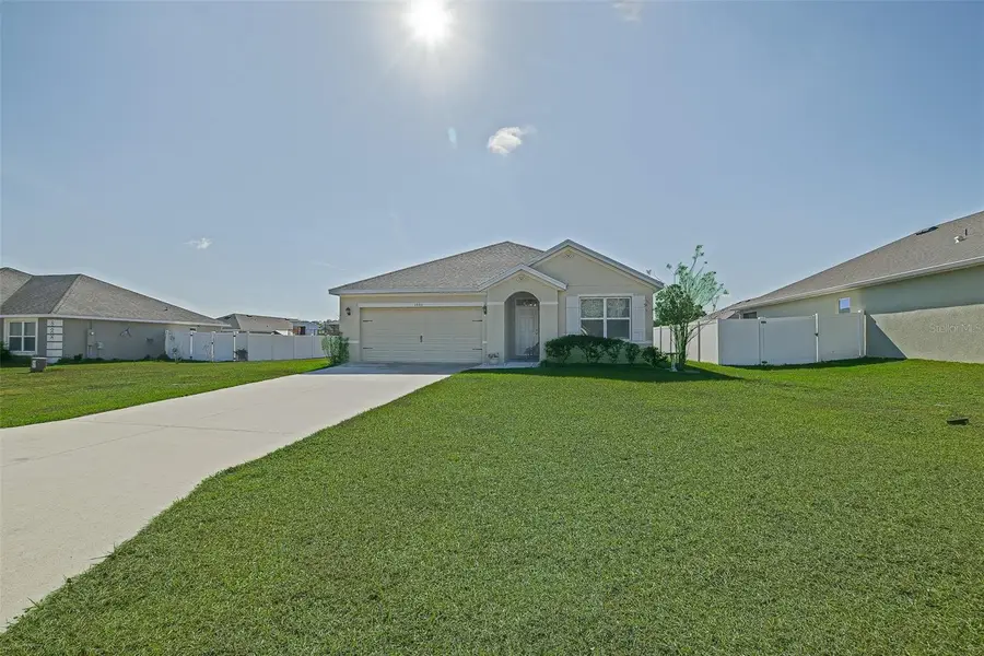 3886 SE 97th Lane, Belleview, FL 34420 - Image #2
