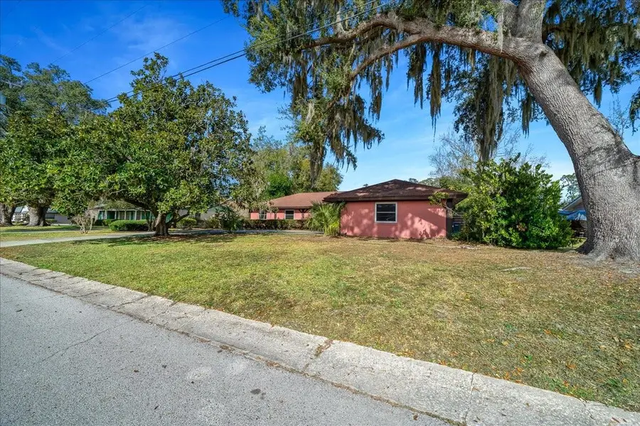 2147 NE 7th Street, Ocala, FL 34470 - Image #3