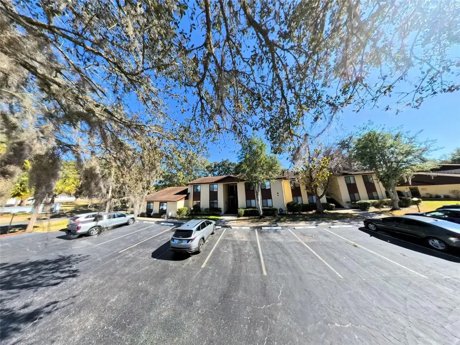 504 Silver Course #A, Ocala, FL 34472 - Image #2