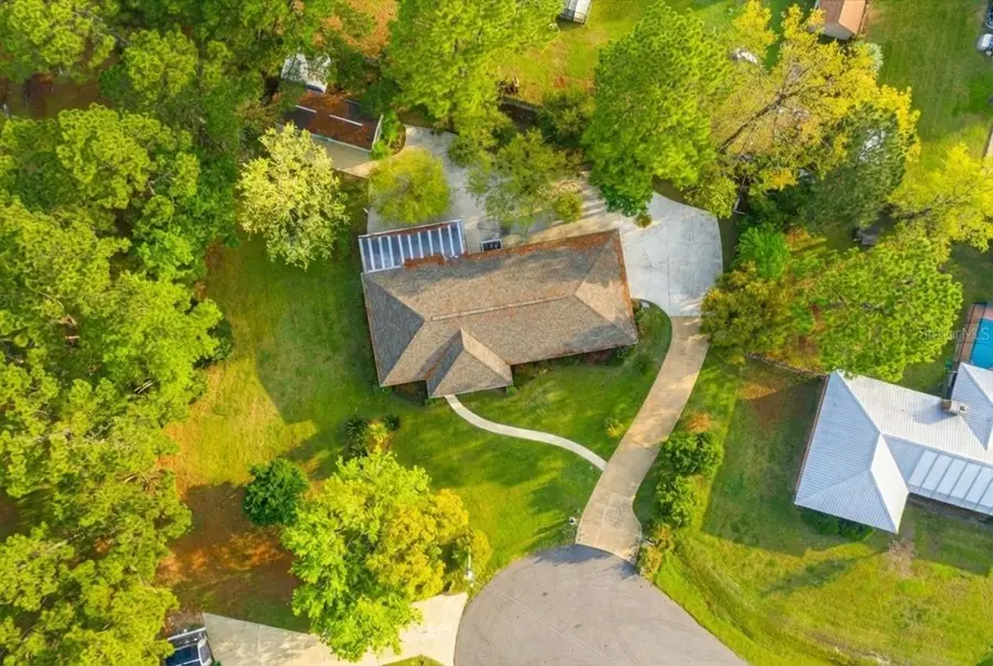 118 W Camelot Drive, Palatka, FL 32177 - #3