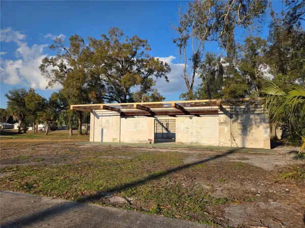 715 N Young Boulevard, CHIEFLAND, FL 32626