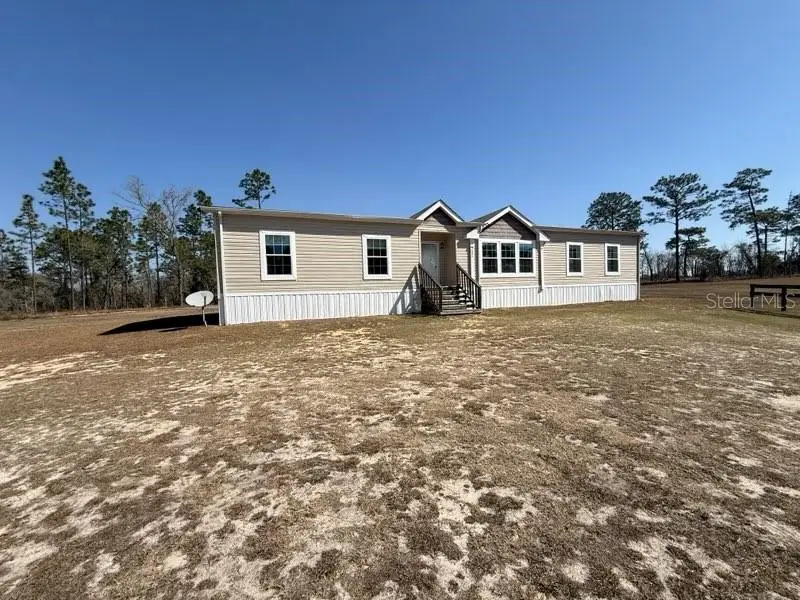 7551 SE 131st Avenue, Morriston, FL 32668 - #2