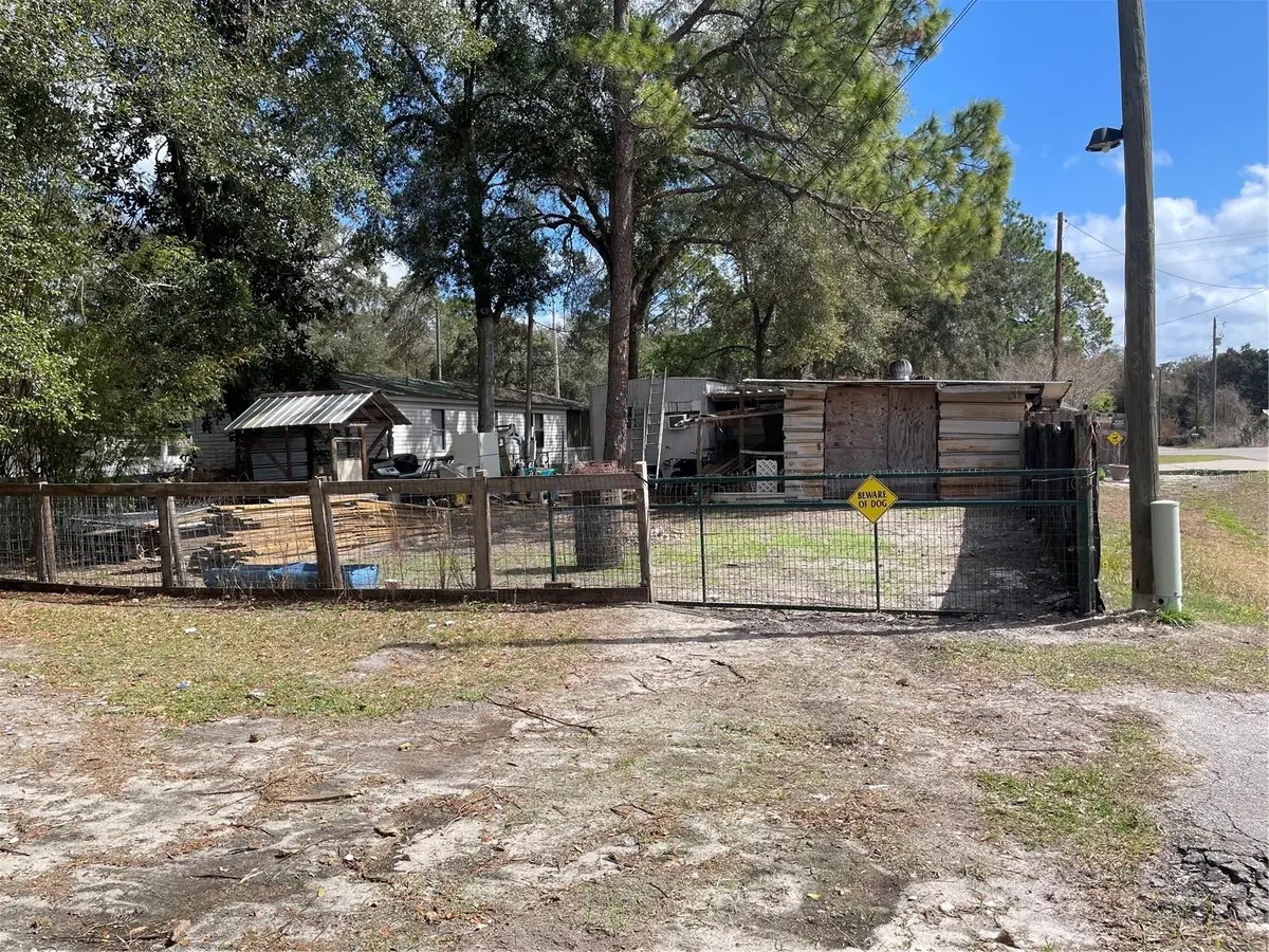 18569 SE 22nd Lane, Silver Springs, FL 34488 - #1