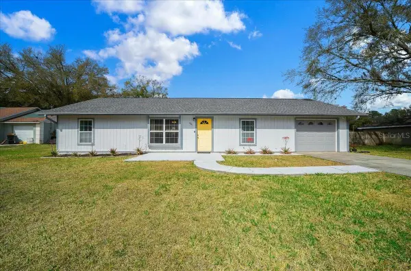 685 NW 67th Place, OCALA, FL 34475