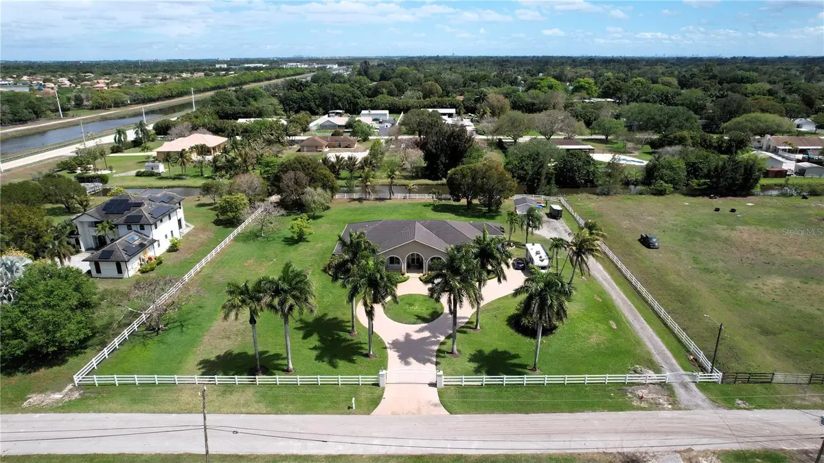 4810 SW 198 Terrace, Southwest Ranches, FL 33332 - #1