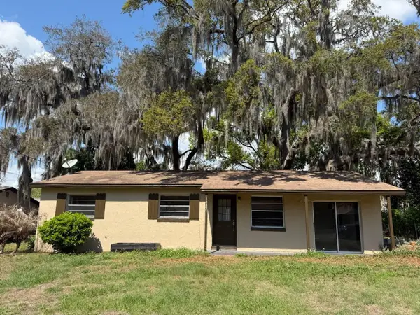 10829 Margaret Drive, TAVARES, FL 32778