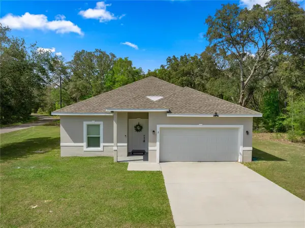 2 Magnolia Pass Trace, OCKLAWAHA, FL 32179
