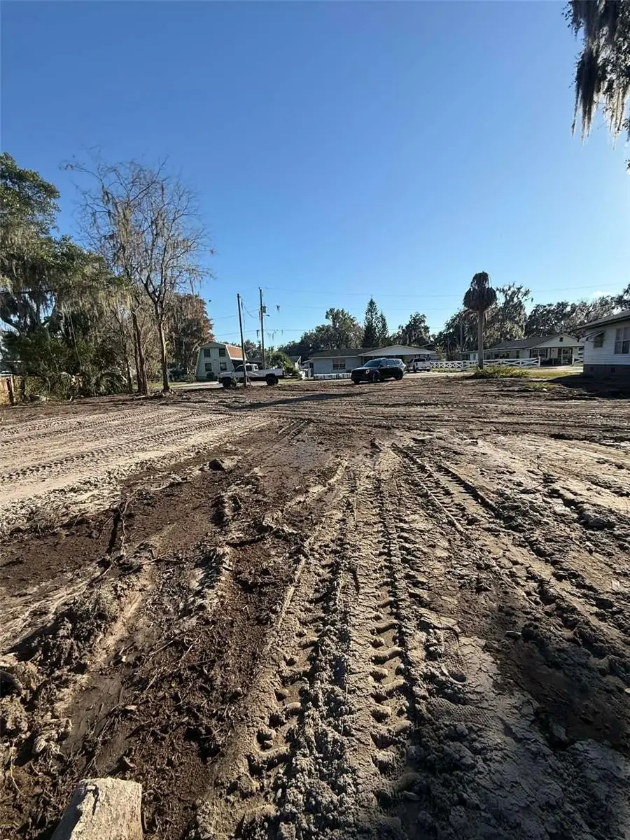 748 Cr 477a, Lake Panasoffkee, FL 33538 - #2