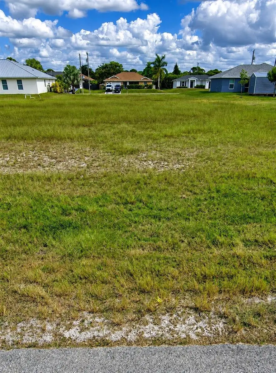 3813 NE 23rd Avenue, Cape Coral, FL 33909 - #3