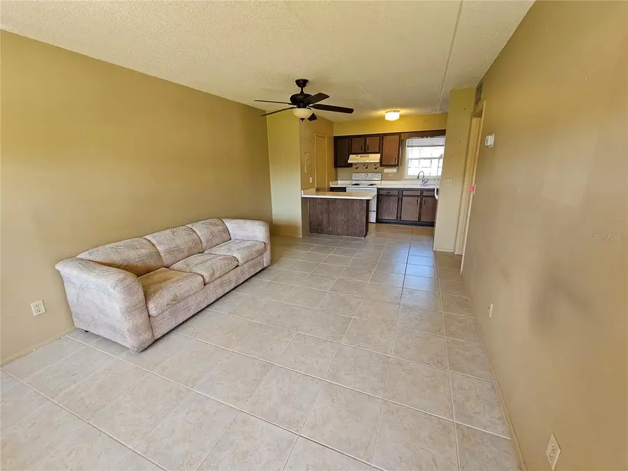 1100 E Caroline Street #123, Tavares, FL 32778 - #3