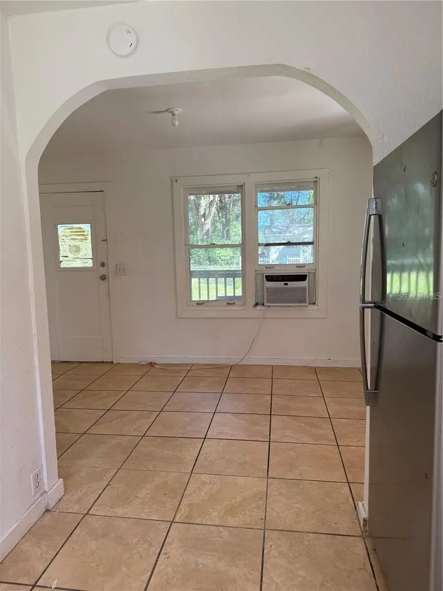 5976 SE 115th Street, Belleview, FL 34420 - #2