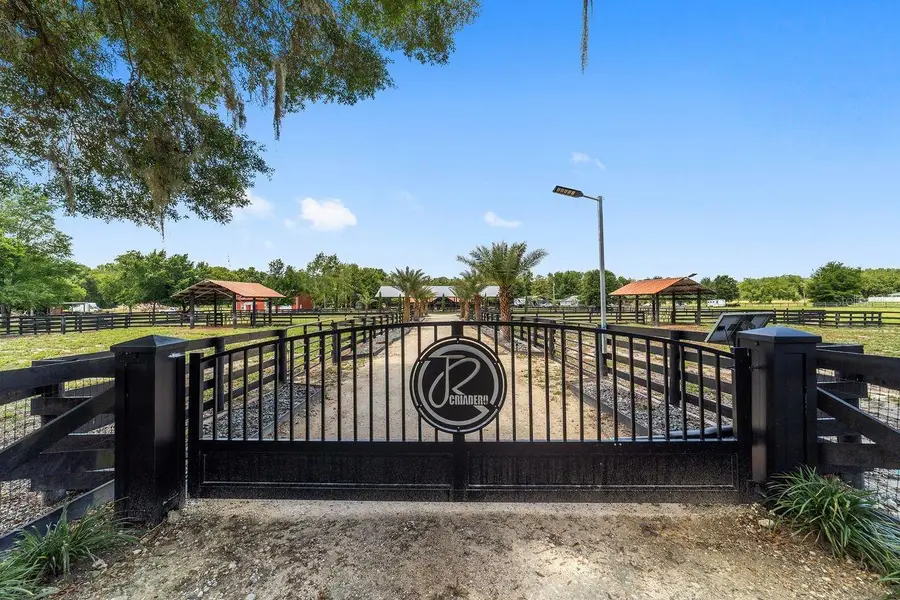 16392 NE Jacksonville Road, Citra, FL 32113 - #2