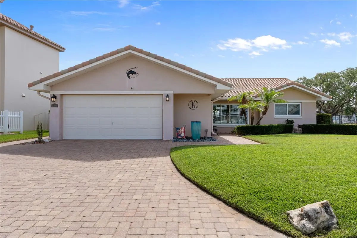 2221 N Kings Cove Point, Crystal River, FL 34429 - #1