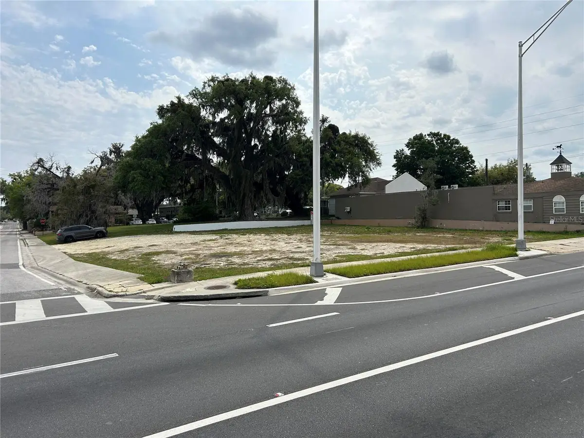 207 S Pine Avenue, Ocala, FL 34471 - #1