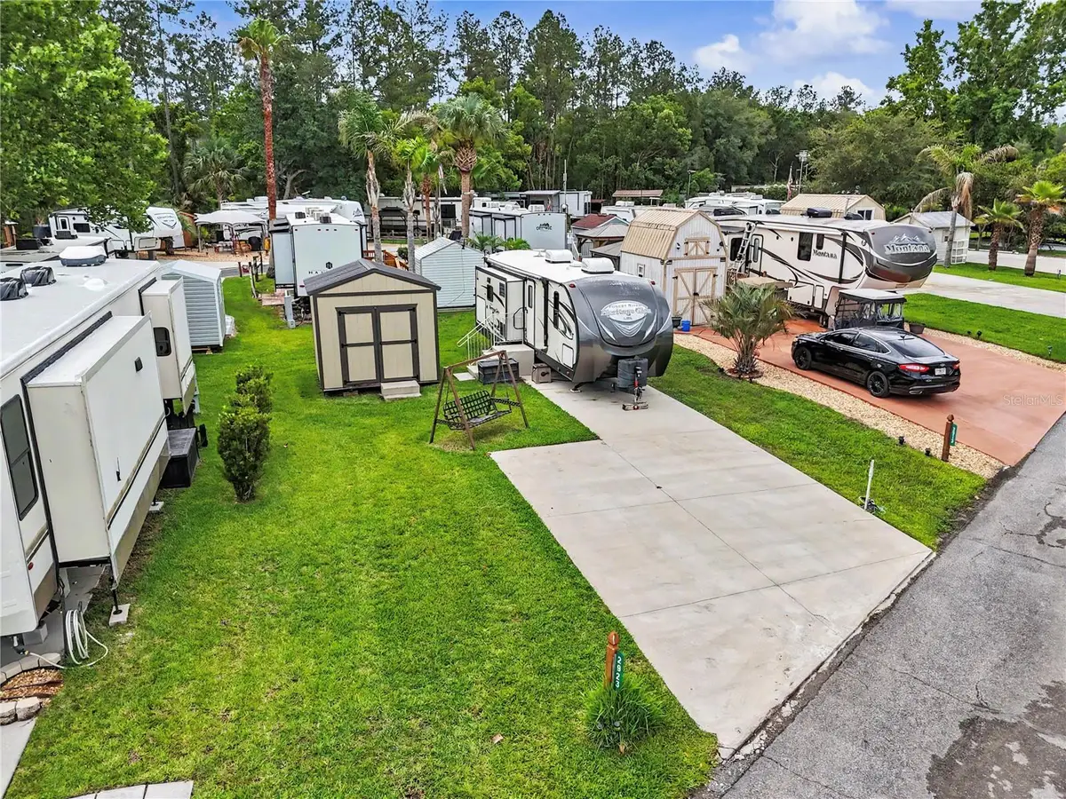 2923 NE 104th Avenue, Silver Springs, FL 34488 - #1