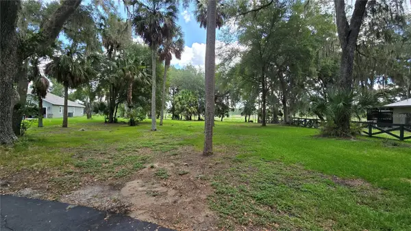 SE 158th Place, UMATILLA, FL 32784