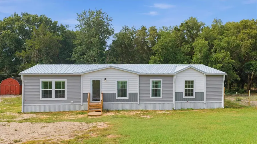 14450 SE Sunset Harbor Road, Weirsdale, FL 32195 - #2