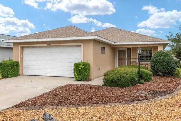 9042 SW 102nd Circle, OCALA, FL 34481