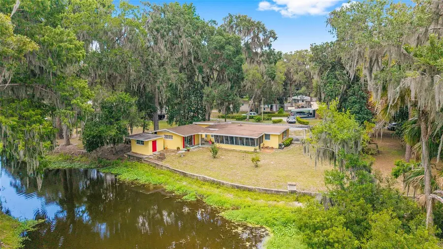 2345 Cr 453, Lake Panasoffkee, FL 33538 - #3