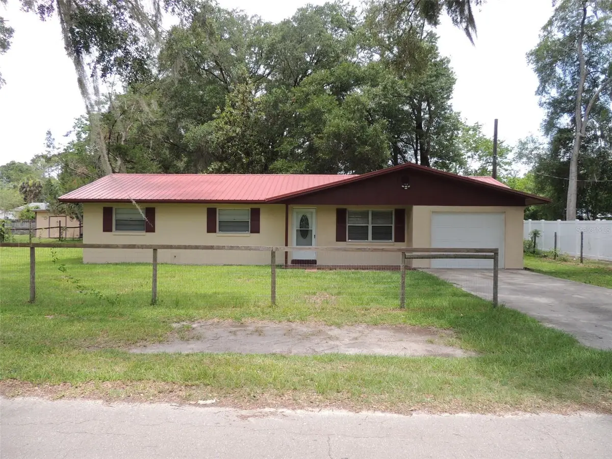 330 SE 6th Street, Williston, FL 32696 - #1