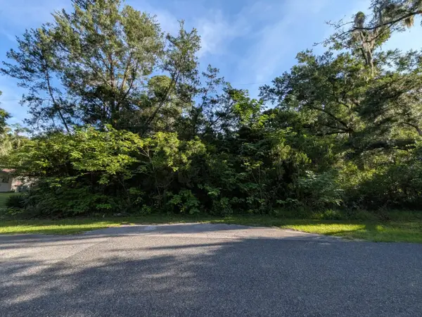 1123 NE 23rd Street, OCALA, FL 34470