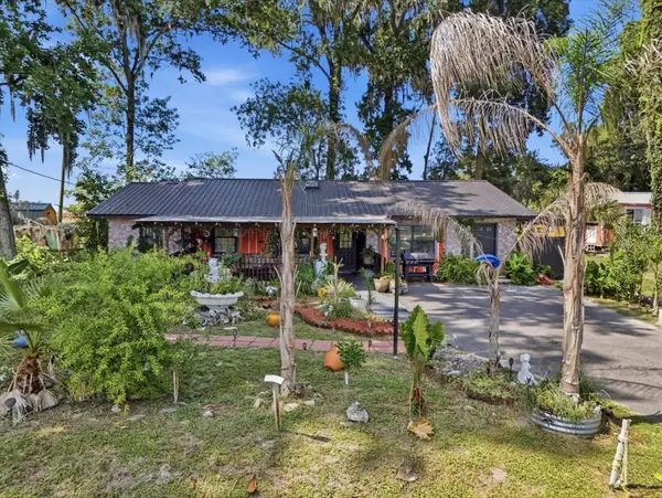 1736 NW 26th Place, OCALA, FL 34475