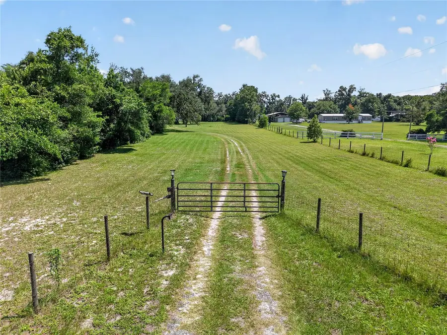 2039 SW State Road 26, Trenton, FL 32693 - #3