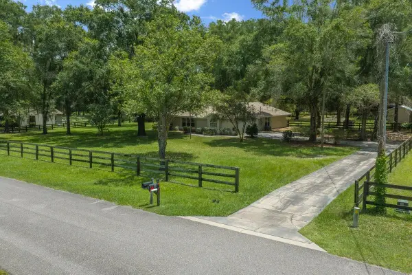 4 Hialeah Drive, OCALA, FL 34482