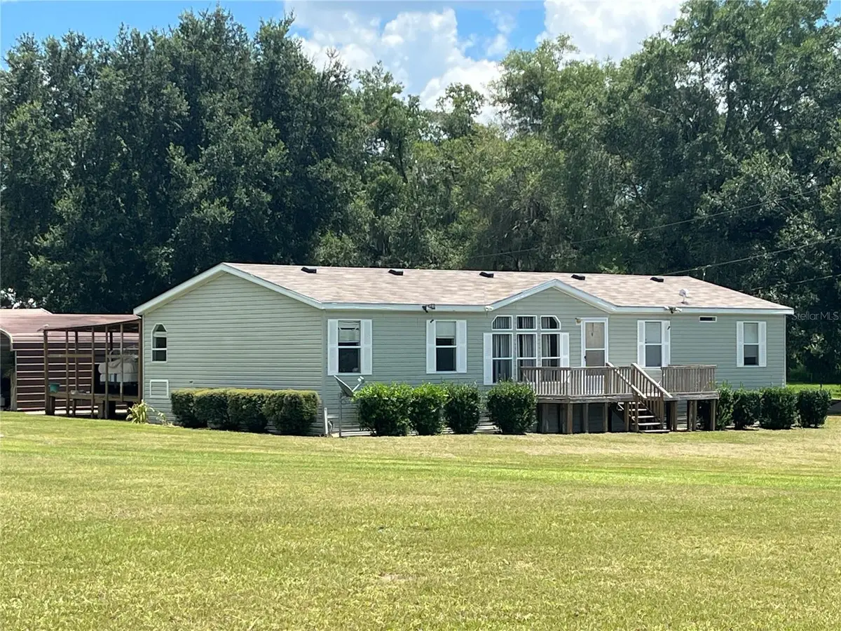 11949 SE Highway 464, Ocklawaha, FL 32179 - #1