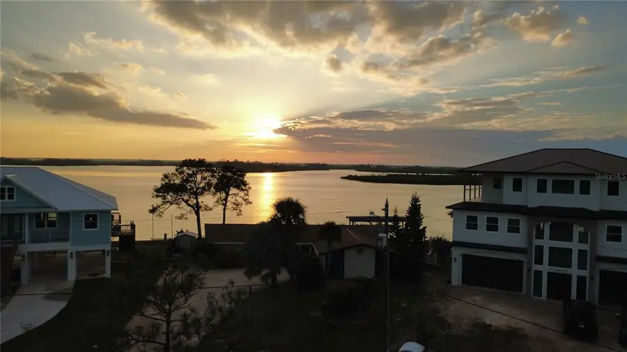 11999 W Bayshore Drive, Crystal River, FL 34429 - #2