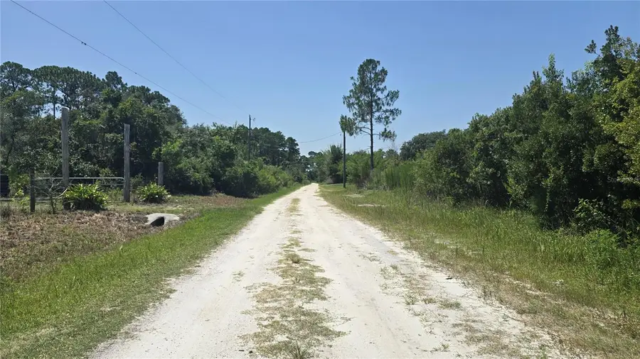 135 Starlight Road, Crescent City, FL 32112 - #3