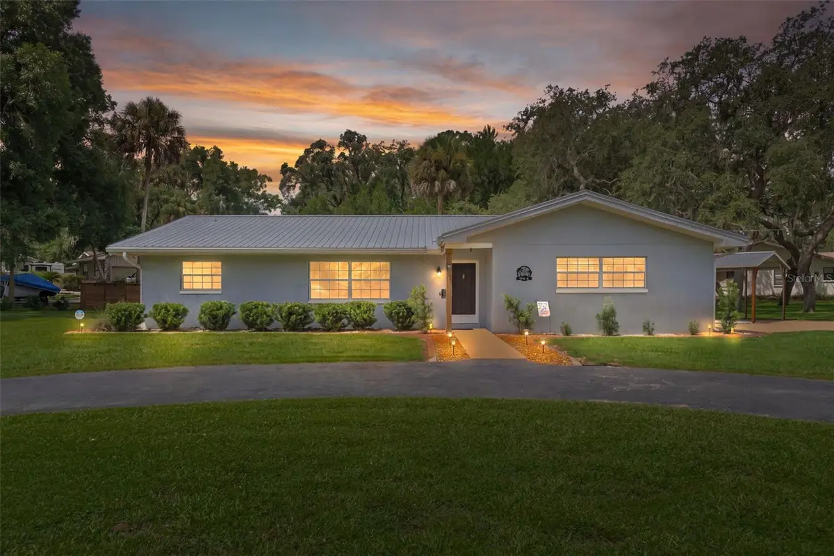914 N Mcgowan Avenue, Crystal River, FL 34429 - #1