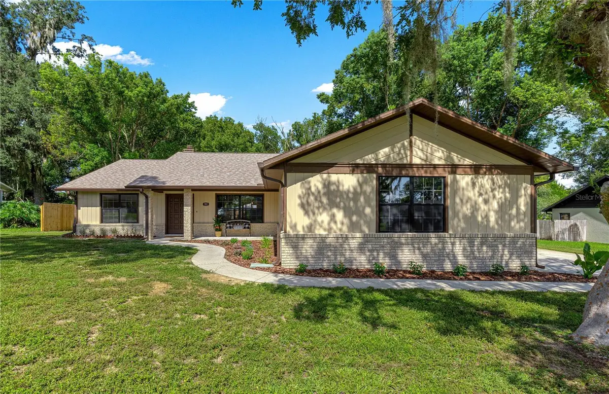 804 NE 46th Court, Ocala, FL 34470 - #1