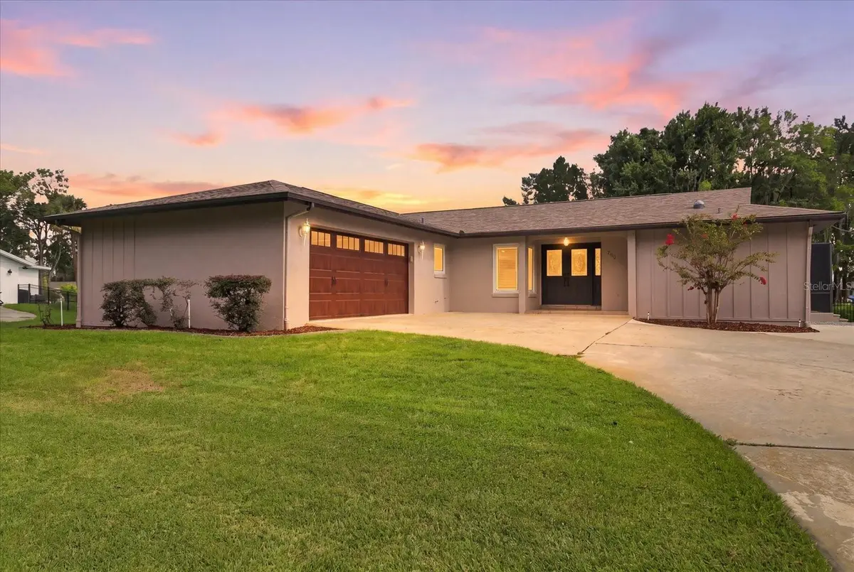 220 SE Kings Bay Drive, Crystal River, FL 34429 - #1